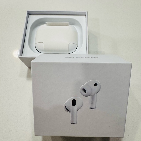 Wireless Bluetooth Earbuds – 3rd Gen Style – Charging Case Included - Picture 3 of 3